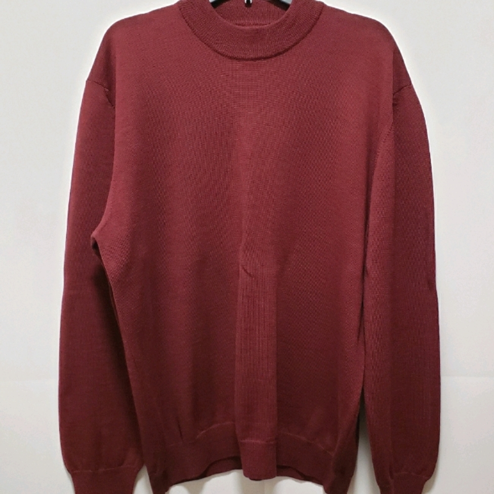 BACHRACH  Women's Burgundy/Red Sweater Top